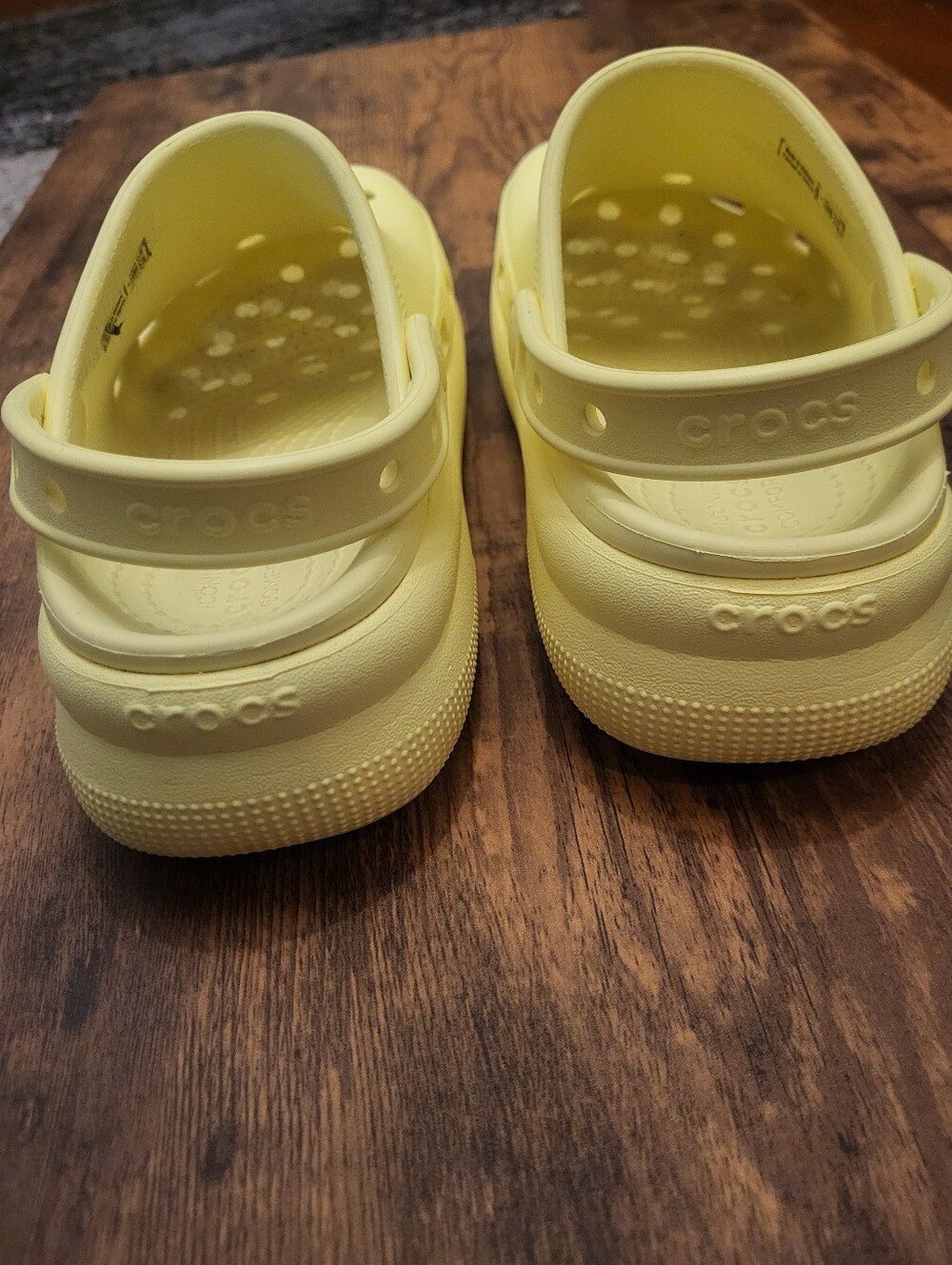Platform Crocs - Picture 5 of 8